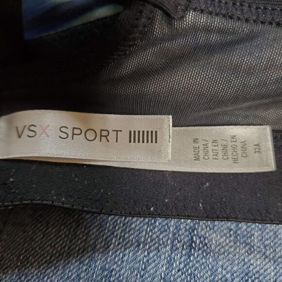 VICTORIA'S SECRET VSX SPORT BRA - Picture 4 of 4